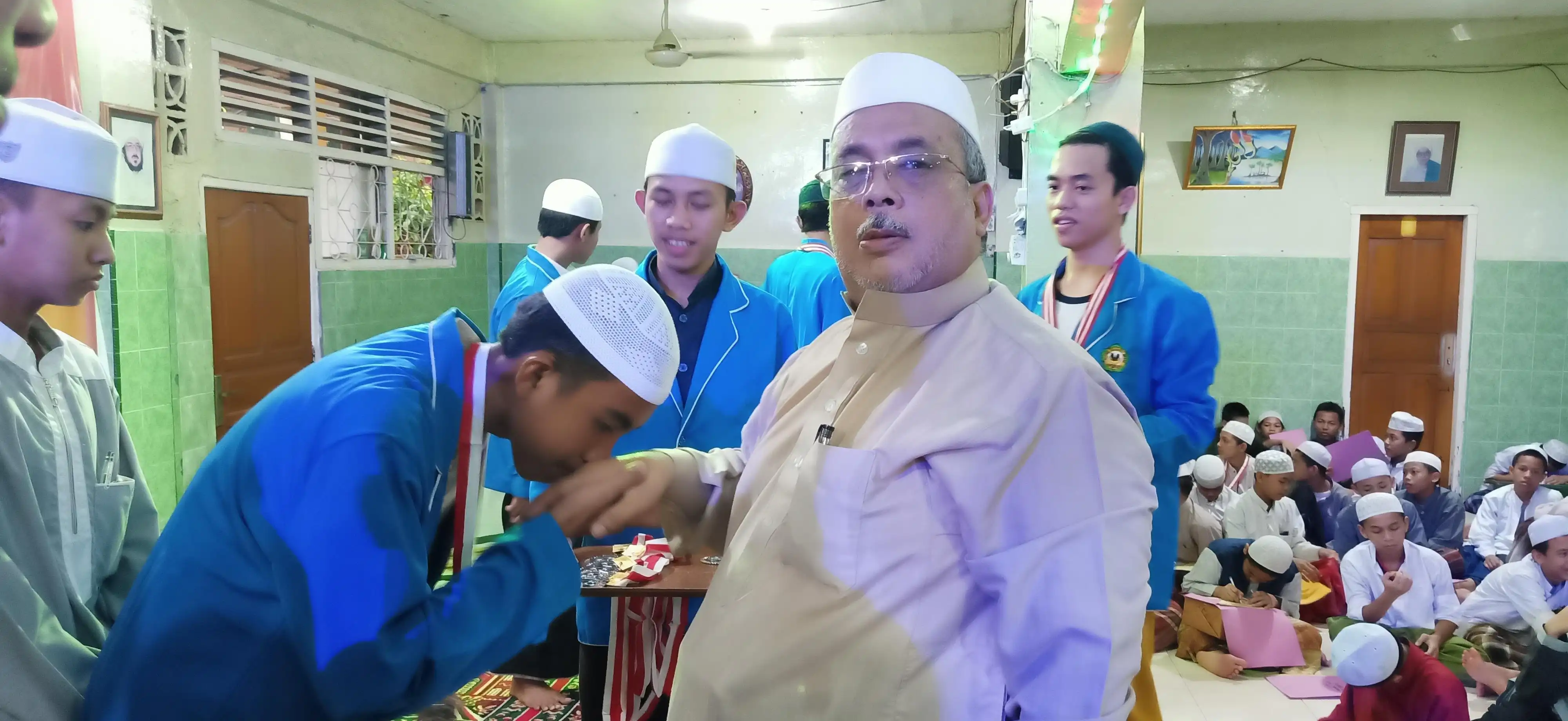Pembagian Hadiah 169